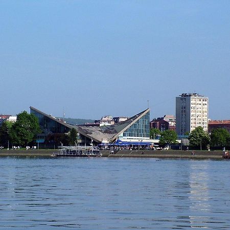 Apartment Members Beograd Bagian luar foto